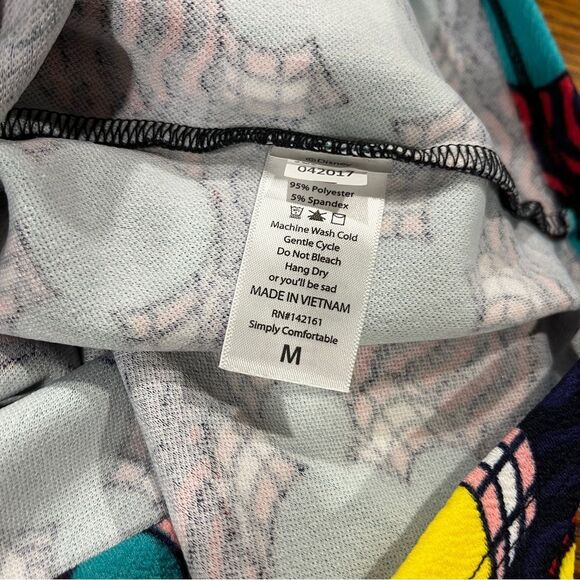 LuLaRoe Mickey Mouse ears Print Cassie Pencil Skirt size medium - Picture 5 of 8